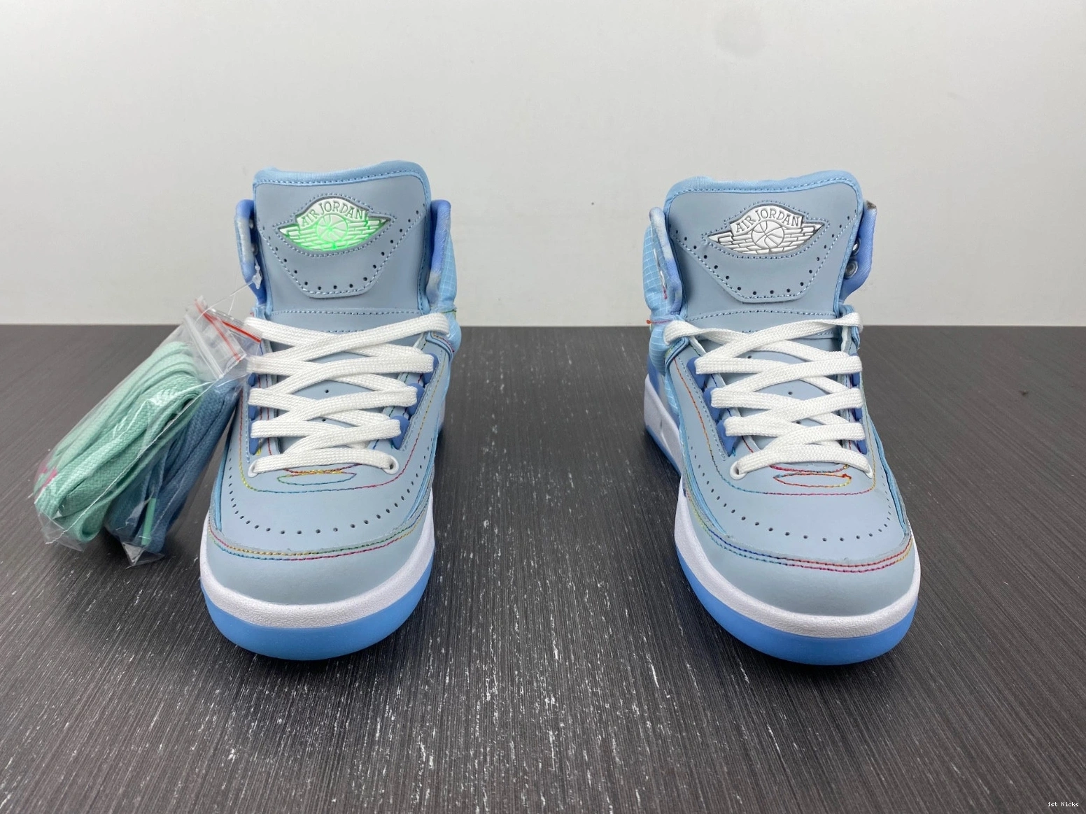 Jordan Balvin Retro 2 DQ7691-419 - J 0518